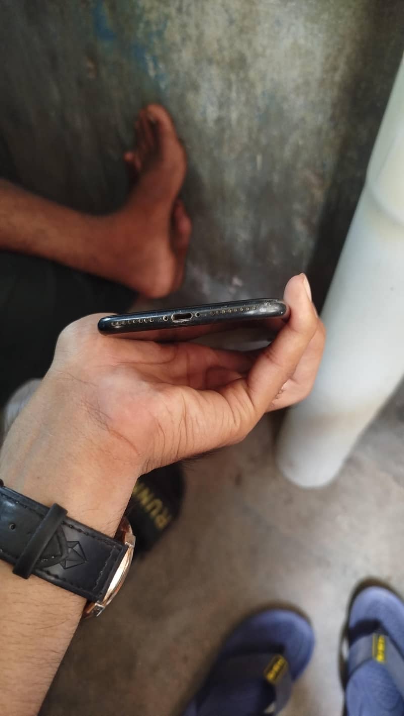 Apple iPhone 7 Plus 5