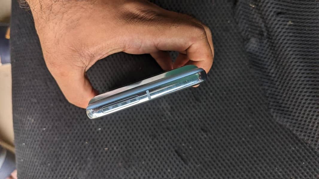 Google Pixel 8 Pro 3
