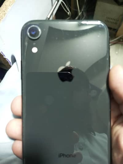 Apple iPhone XR