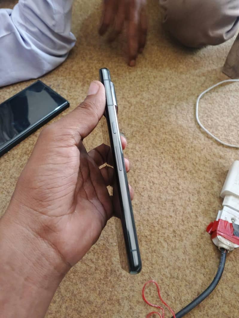 Google Pixel 7 Pro 6
