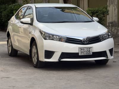 Toyota Corolla Altis Automatic 1.6 2015