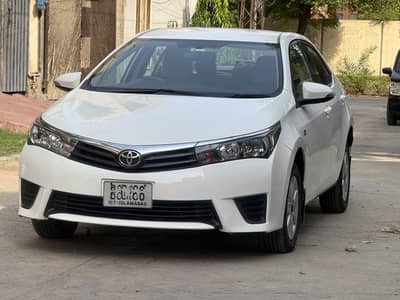 Toyota Corolla Altis Automatic 1.6 2015