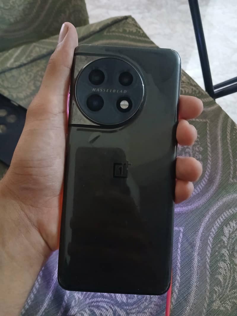One Plus 11 6