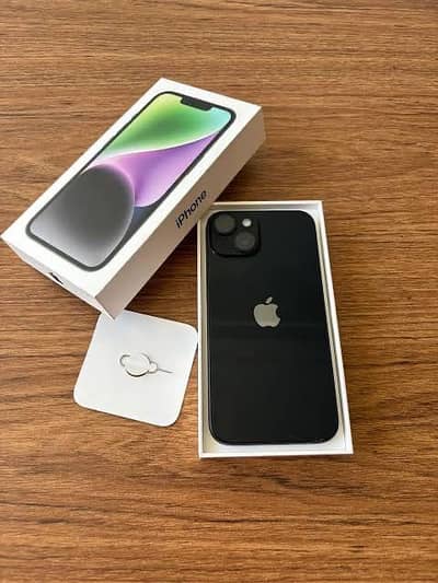 iPhone 14 fu(factory unlock) full box with charger