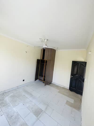 5 Marla Residential single story house in N block for Sale