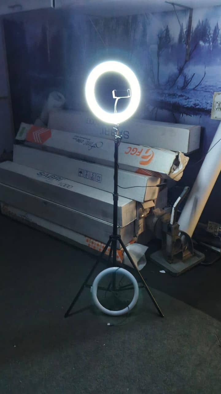 Ring light 0