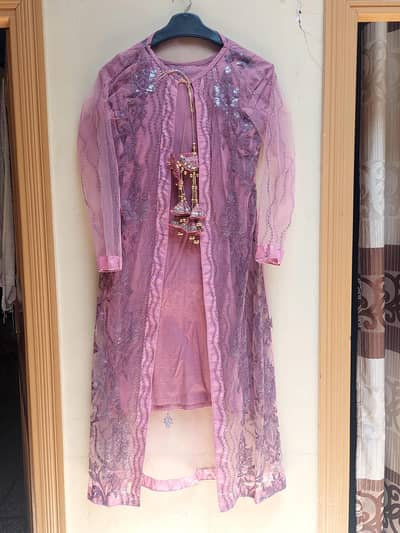gown style