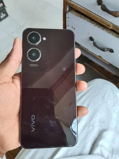 Vivo Y18