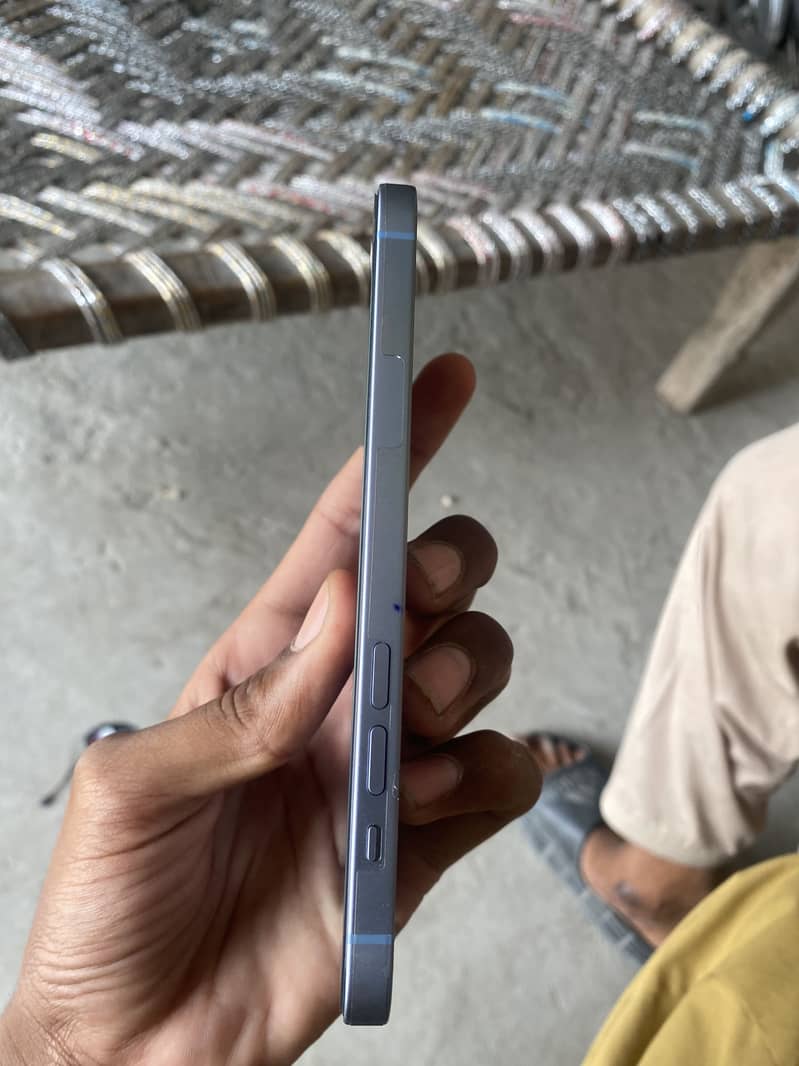 Apple iPhone 14 plus 4