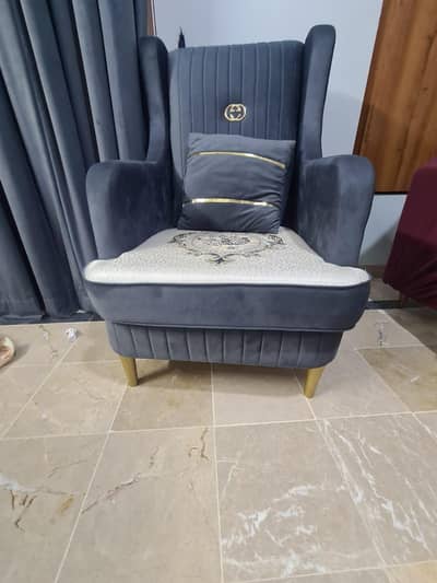 coffee chairs and table