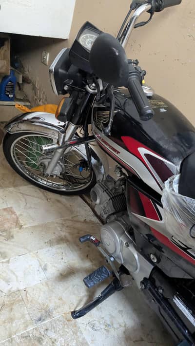 honda cd 70 urgent sale in new condition