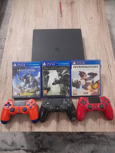 Ps4 slim 500gb 3 games 3 controller Urgent