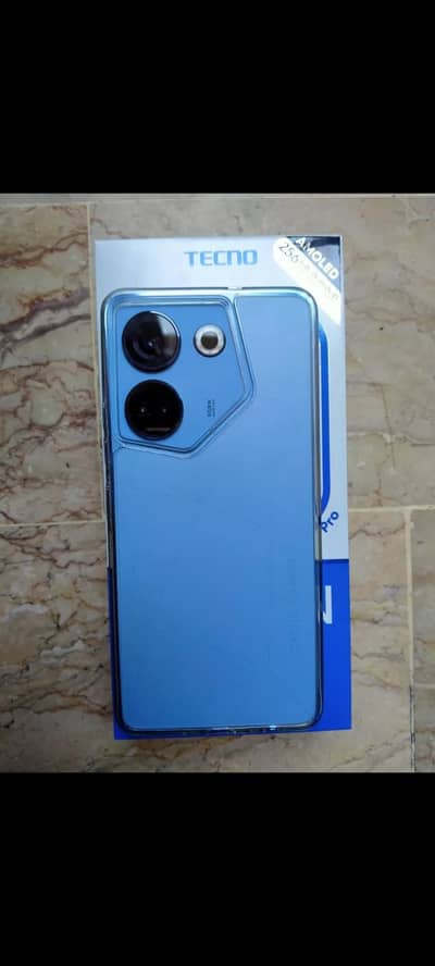 Tecno CAMON 20