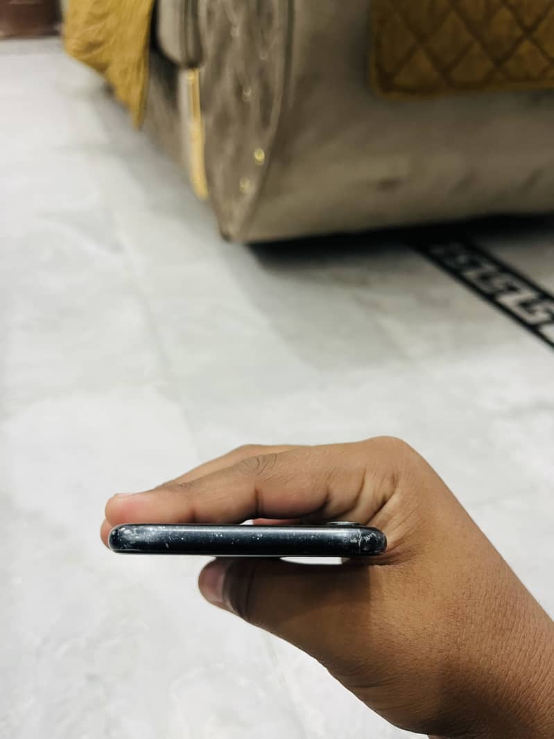 Apple iPhone 7 4