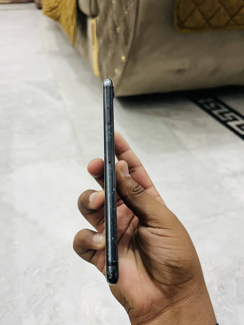 Apple iPhone 7 5