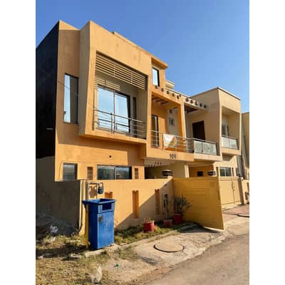 5 Marla Modern House For Rent Limited Time