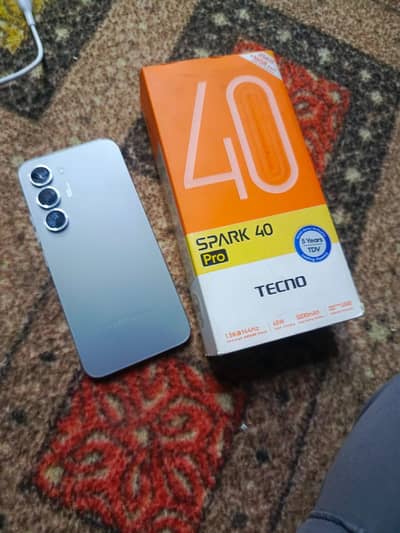 Tecno Spark 40 pro