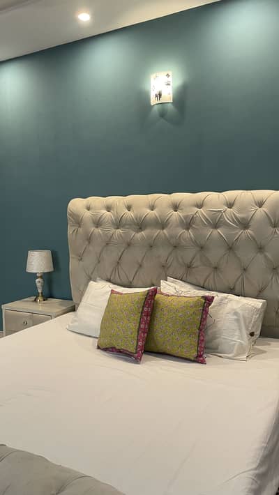 Off-White King Size Bed Set with Dressing Table & Side Tables