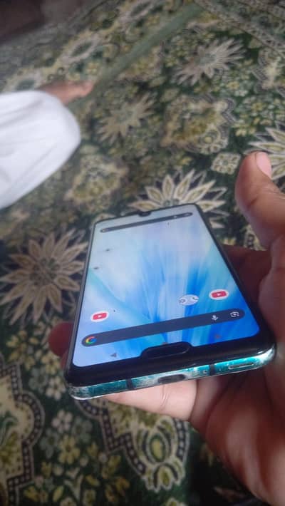 Sharp Aquos R3 mother board or lcd for part's only