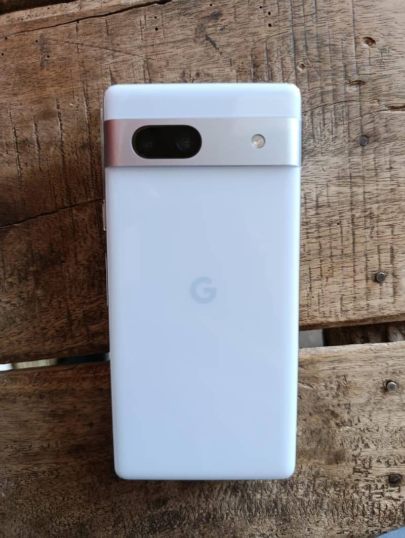 Google Pixel 7a 1