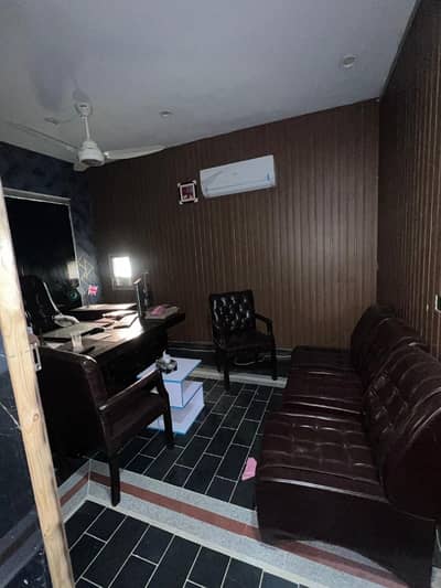 450 SQF Space Available For Rent