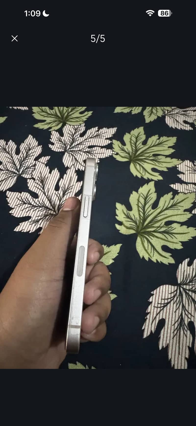 Apple iPhone 13 1