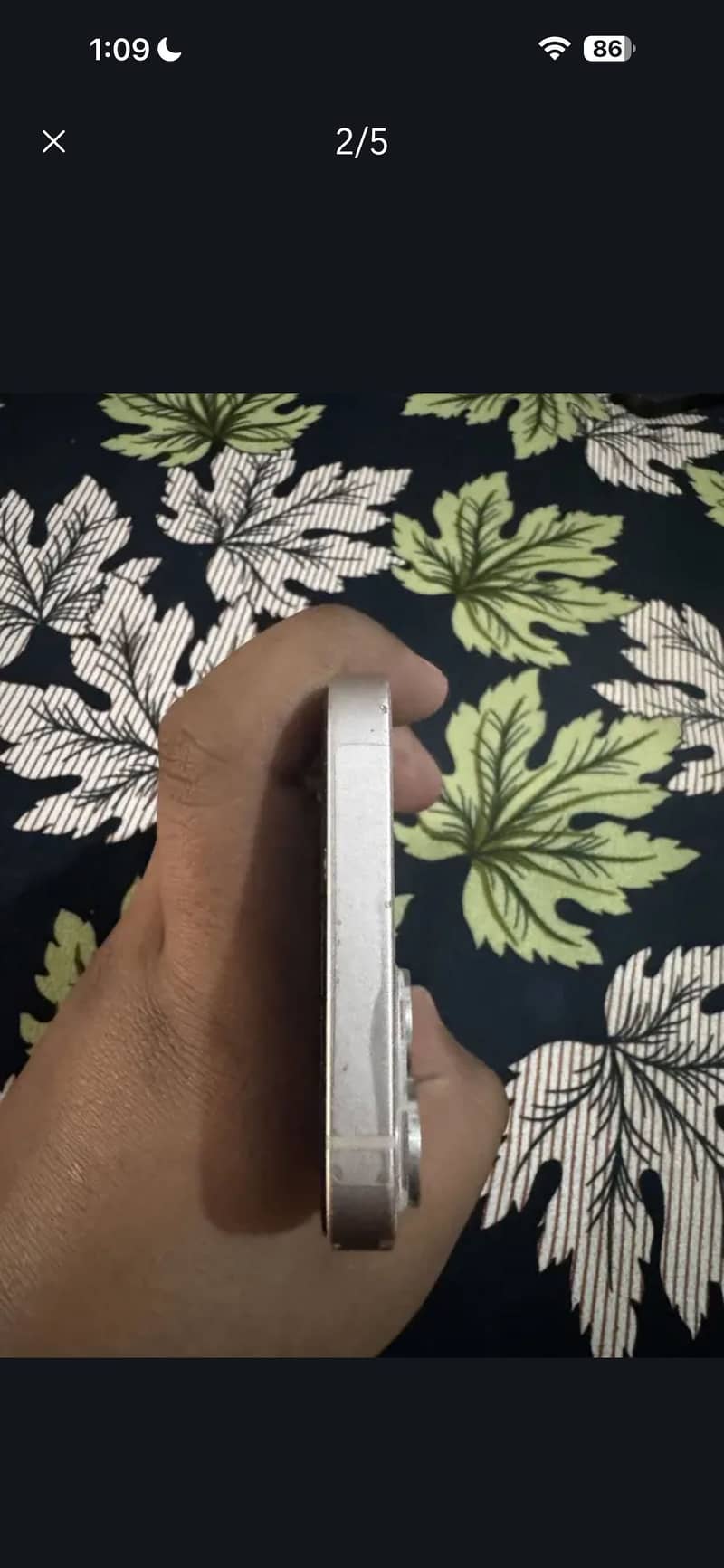 Apple iPhone 13 2