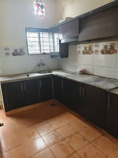 5 Marla House For Rent Good Location