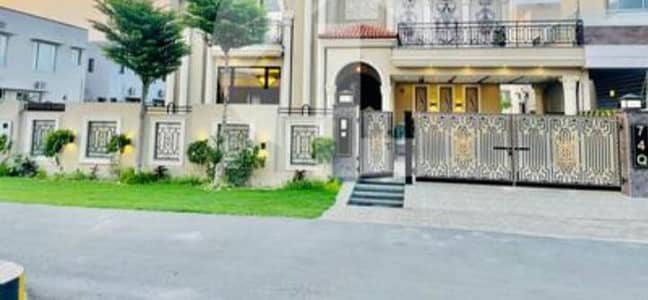 Building Available For Rent Sarfaraz Colony Faisalabad