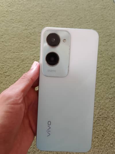 Vivo Y18