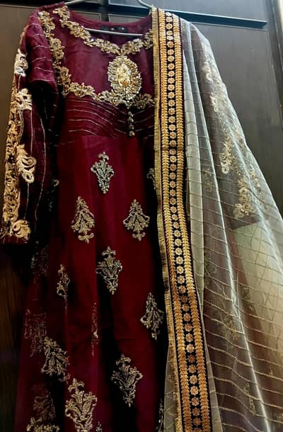 party wear nikha wear heavy dress