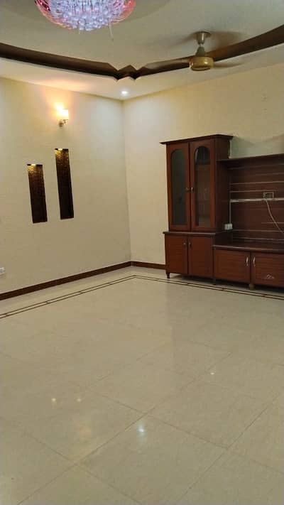 5Marla Upper Portion available For Rent in Johar town prime location