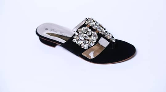 ladies sandals women footwear stock for new  business setups