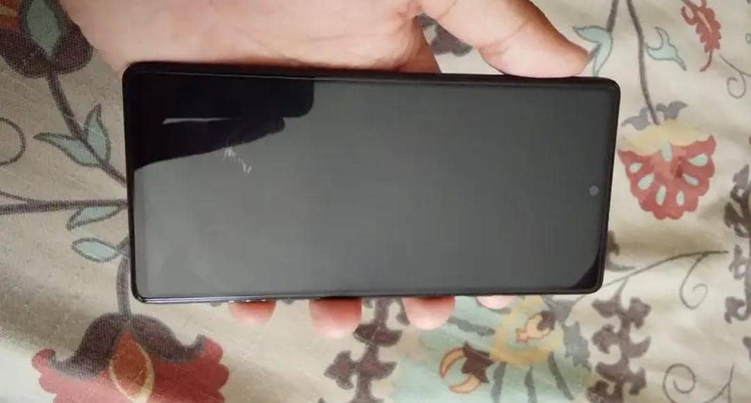 Google Pixel 6a 1