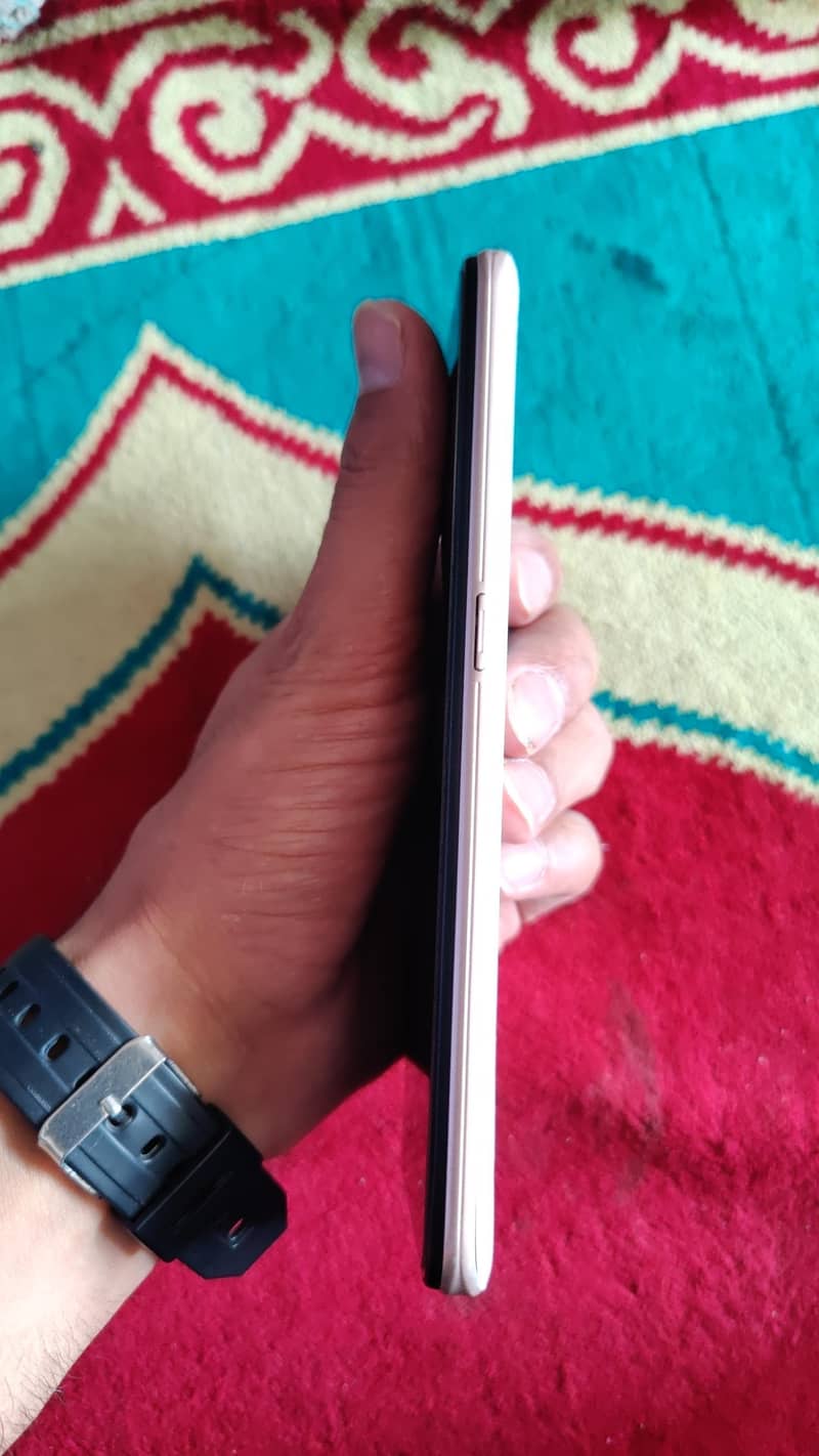 OPPO A9 4