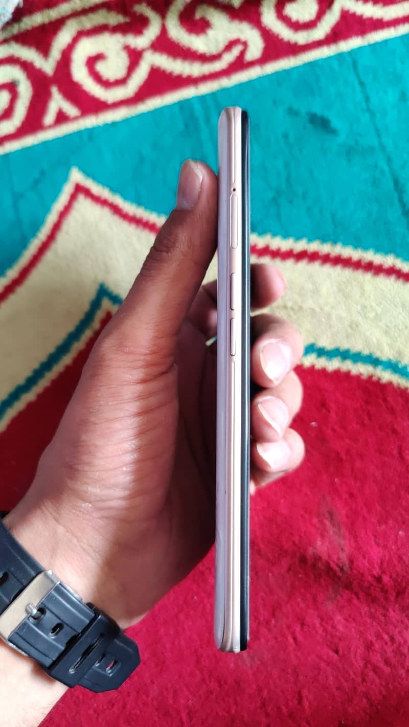 OPPO A9 5