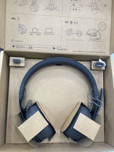 Logitech Zone Wireless Headset