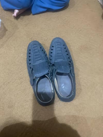 casual shoes for wear on shalwar kameez