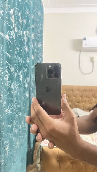 Apple iPhone 13 Pro