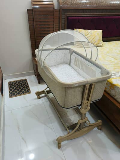 Brand New Baby Bedside Sleeper / Bassinet for Sale