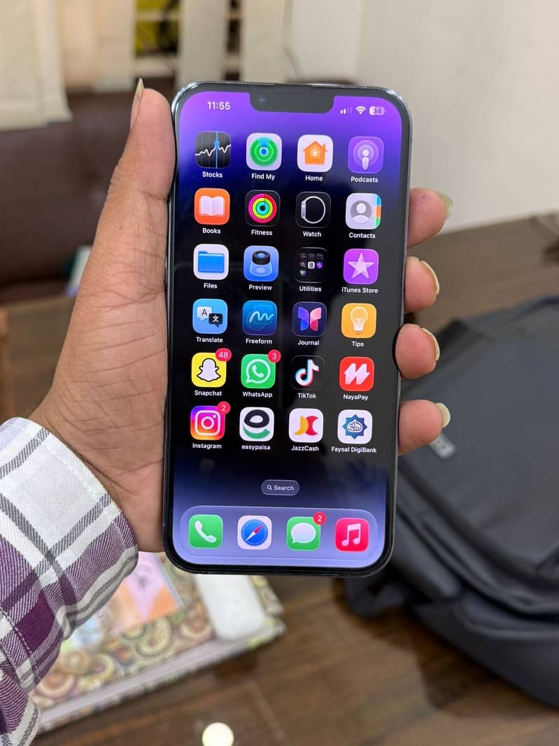 Apple iPhone 13 Pro Max 2