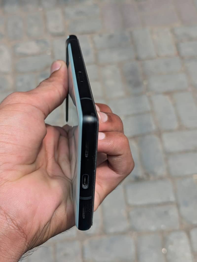 Google Pixel 6a 4
