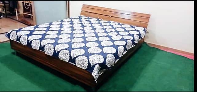 interwood King Bed with mattress