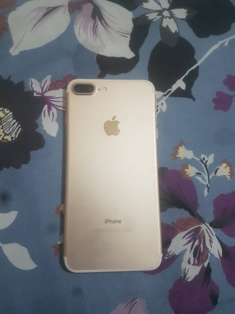 Apple iPhone 7 Plus 3