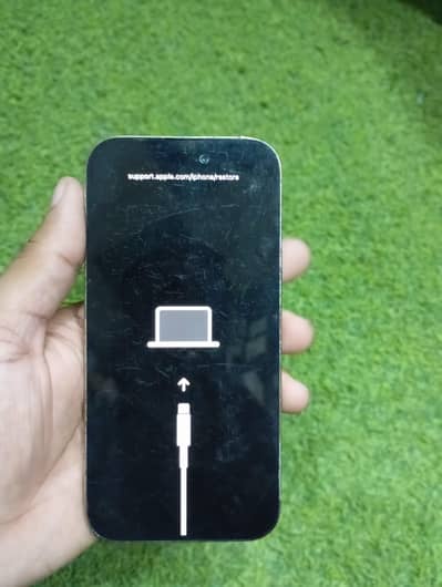 Onlyiphone 14 pro  Parts Available, Board dead he Dead he dead he