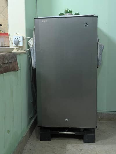 PEL Life PRLP-1400 Refrigerator