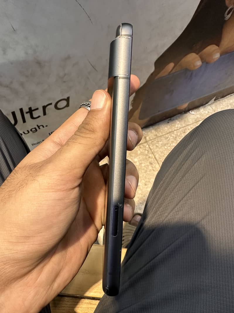 Google Pixel 8 2