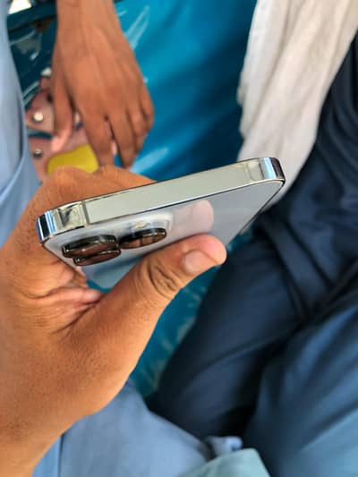 Apple iPhone 13 Pro Max
