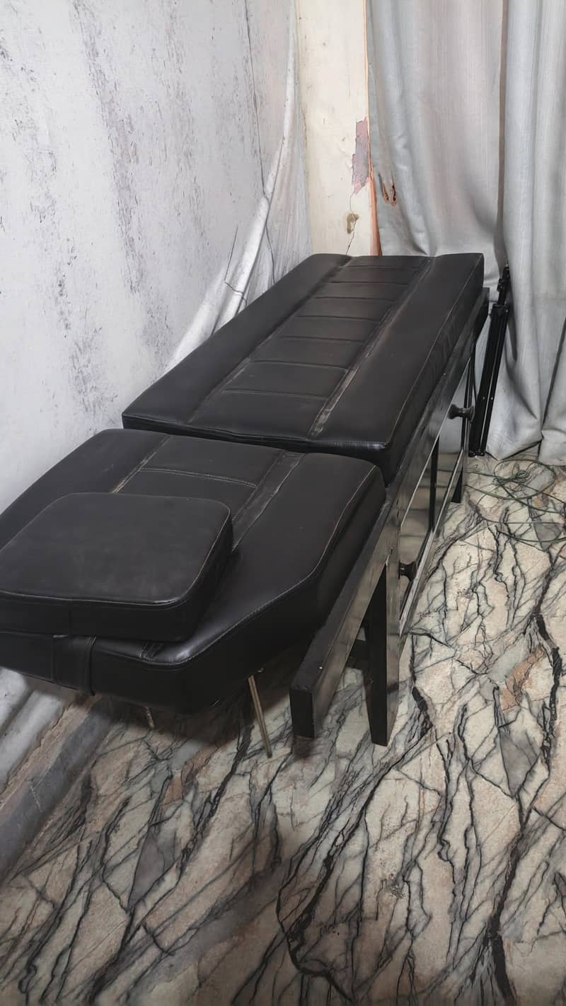 facial bed 1