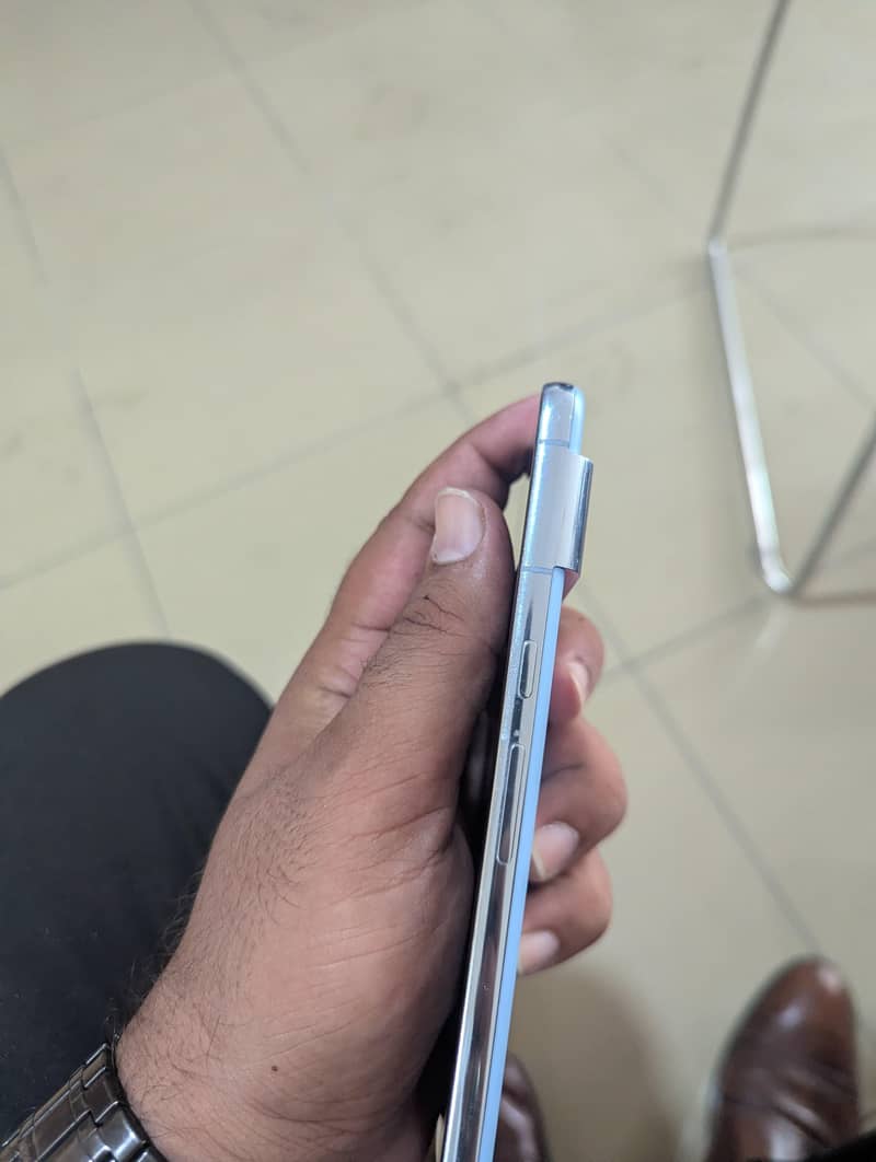 Google Pixel 8 Pro 3